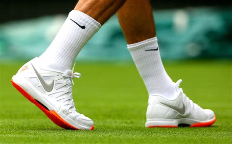 nike tennis shoes roger federer.